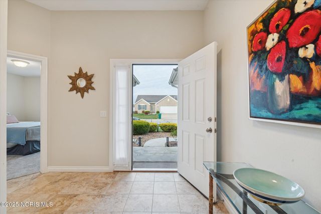 10919 S Lakes Drive, Perrysburg, OH 43551