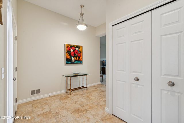 10919 S Lakes Drive, Perrysburg, OH 43551