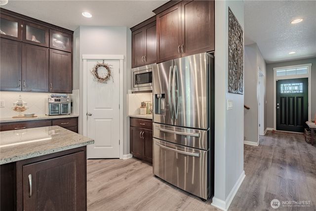 409 N 43rd Court, Ridgefield, WA 98642