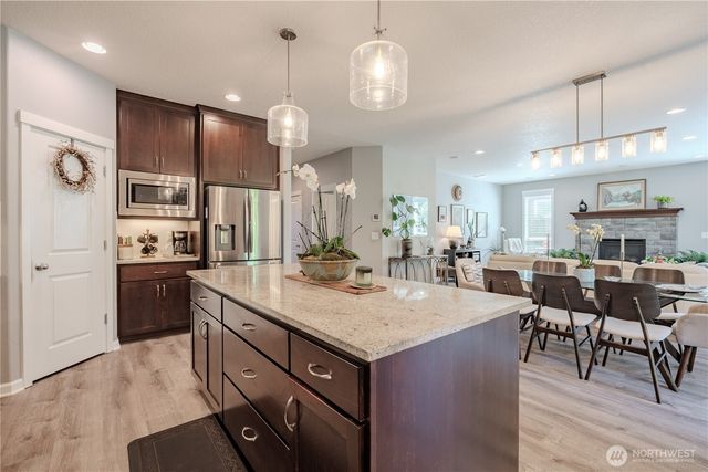 409 N 43rd Court, Ridgefield, WA 98642