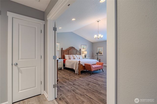 409 N 43rd Court, Ridgefield, WA 98642
