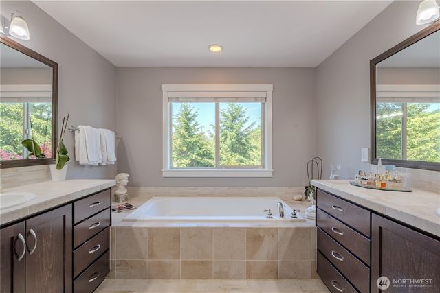 409 N 43rd Court, Ridgefield, WA 98642