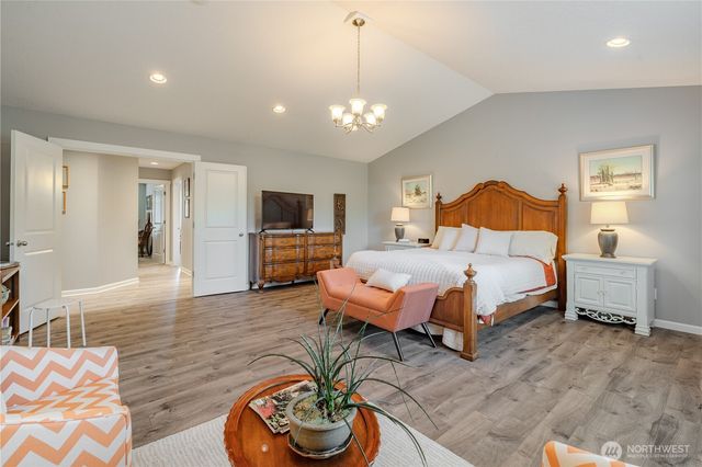 409 N 43rd Court, Ridgefield, WA 98642