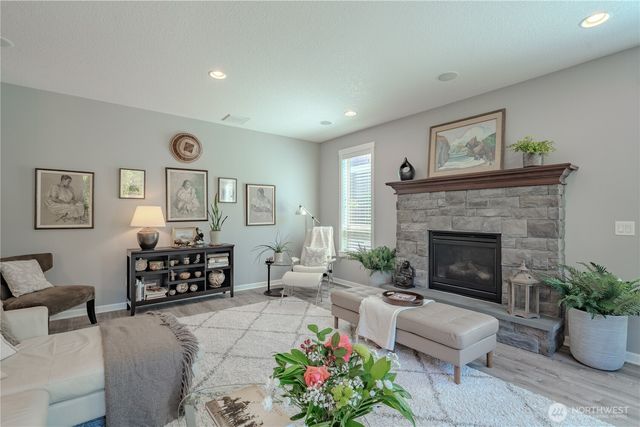 409 N 43rd Court, Ridgefield, WA 98642