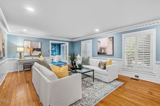 52 Dogwood Acres Drive, Chapel Hill, NC 27516