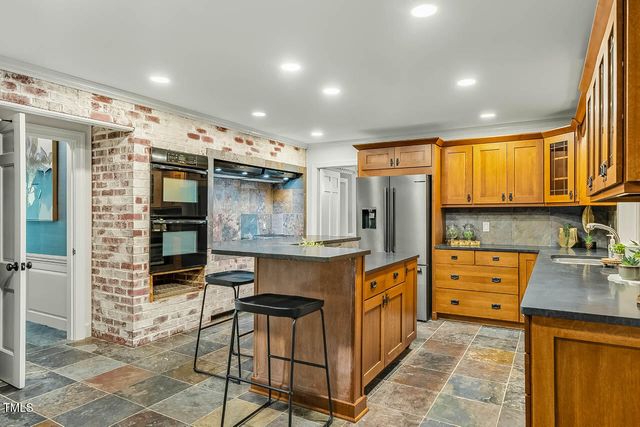 52 Dogwood Acres Drive, Chapel Hill, NC 27516