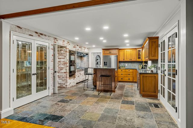 52 Dogwood Acres Drive, Chapel Hill, NC 27516