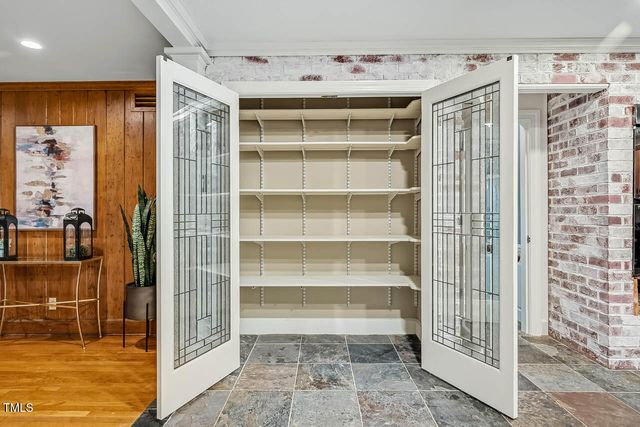 52 Dogwood Acres Drive, Chapel Hill, NC 27516