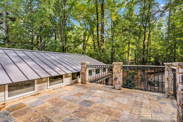 52 Dogwood Acres Drive, Chapel Hill, NC 27516