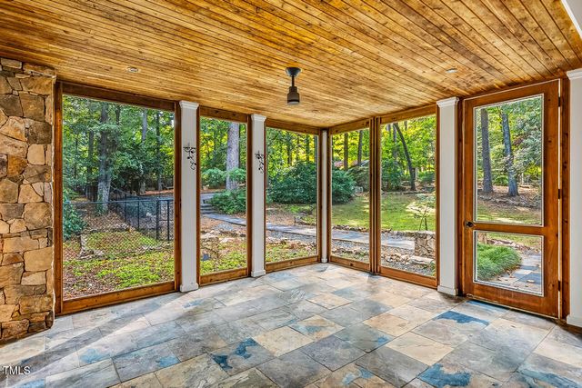 52 Dogwood Acres Drive, Chapel Hill, NC 27516