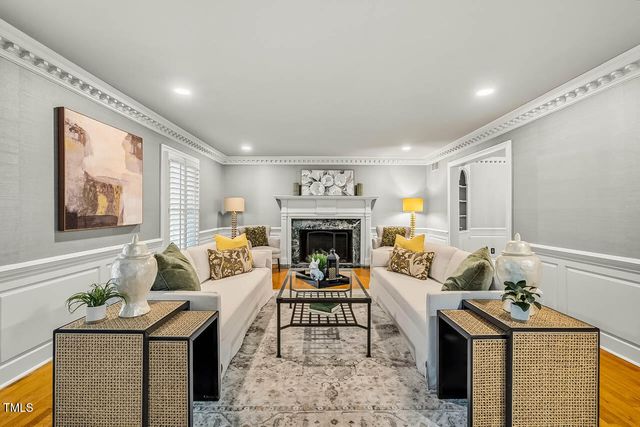 52 Dogwood Acres Drive, Chapel Hill, NC 27516