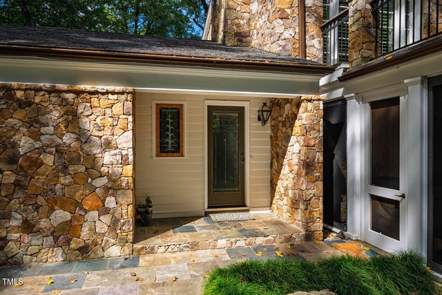 52 Dogwood Acres Drive, Chapel Hill, NC 27516