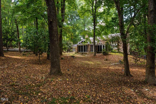 52 Dogwood Acres Drive, Chapel Hill, NC 27516