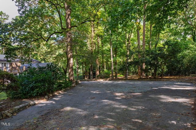 52 Dogwood Acres Drive, Chapel Hill, NC 27516