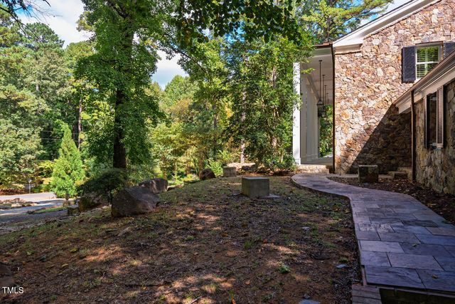 52 Dogwood Acres Drive, Chapel Hill, NC 27516