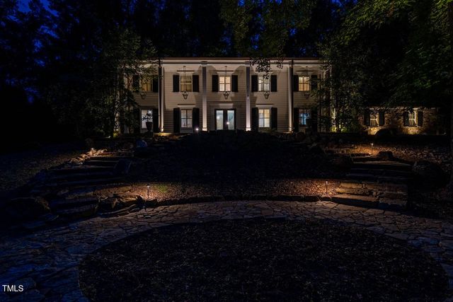 52 Dogwood Acres Drive, Chapel Hill, NC 27516