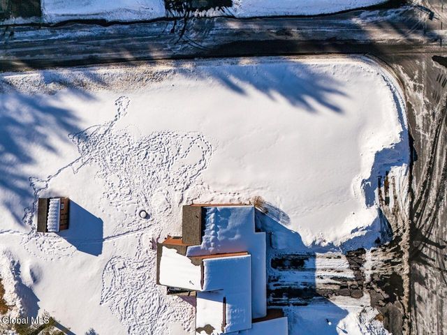 43 Elizabeth Lane, Queensbury, NY 12804