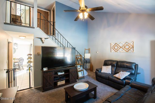 43 Elizabeth Lane, Queensbury, NY 12804