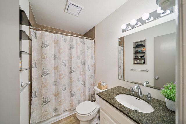 1812 N Grant Parkway, Miami, OK 74354