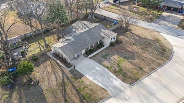 1812 N Grant Parkway, Miami, OK 74354