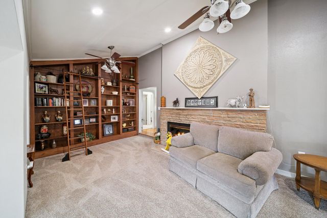 1812 N Grant Parkway, Miami, OK 74354