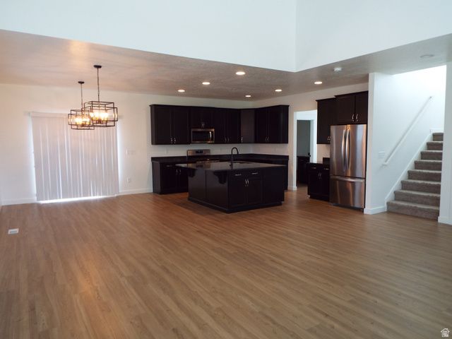 875 N 2175 W, Layton, UT 84041