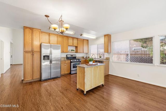 1702 Burning Tree Drive, Thousand Oaks, CA 91362