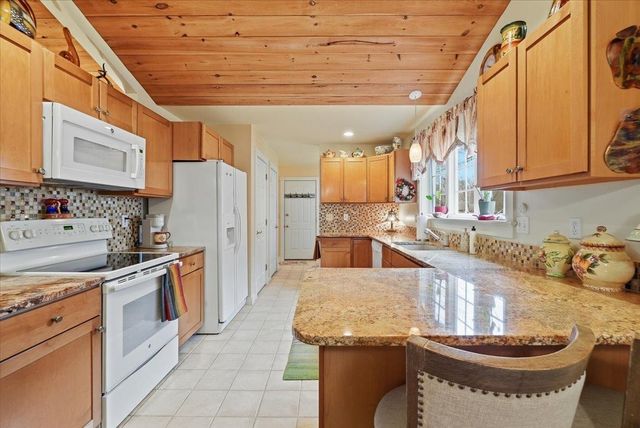 460 Bittersweet Circle, Williston, VT 05495