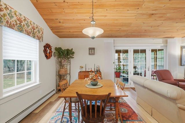 460 Bittersweet Circle, Williston, VT 05495