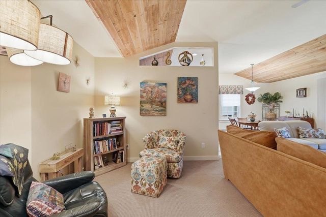 460 Bittersweet Circle, Williston, VT 05495