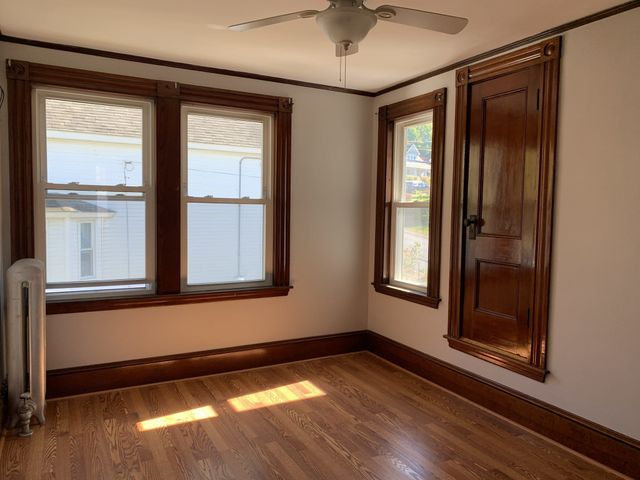 36-38 Walnut Ave 2, Andover, MA 01810