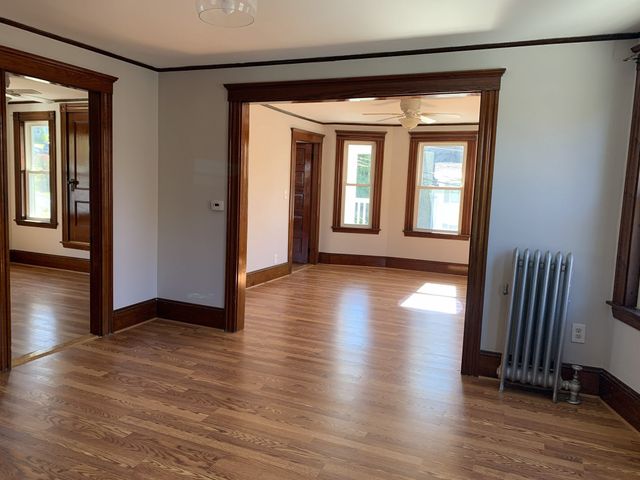 36-38 Walnut Ave 2, Andover, MA 01810