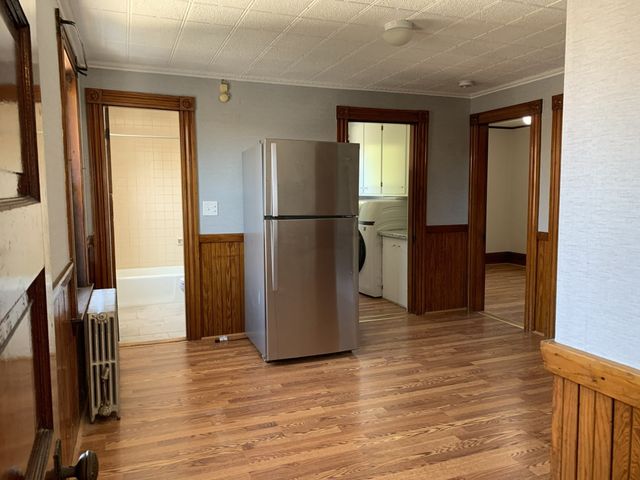 36-38 Walnut Ave 2, Andover, MA 01810