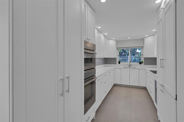1922 S Ocean Lane 10, Fort Lauderdale, FL 33316