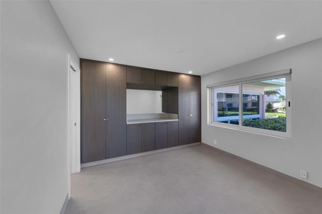 1922 S Ocean Lane 10, Fort Lauderdale, FL 33316
