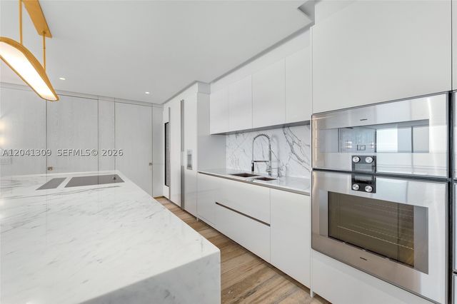 10201 Collins Ave 906, Bal Harbour, FL 33154