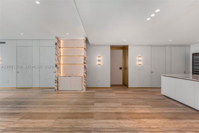10201 Collins Ave 906, Bal Harbour, FL 33154