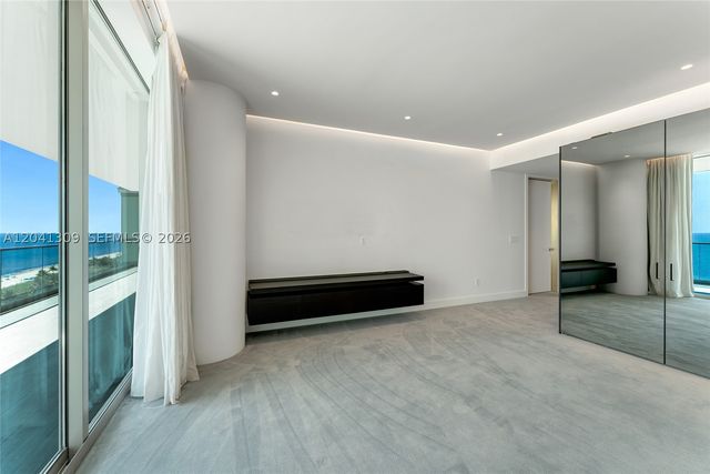 10201 Collins Ave 906, Bal Harbour, FL 33154