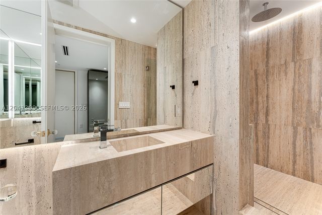 10201 Collins Ave 906, Bal Harbour, FL 33154