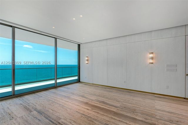 10201 Collins Ave 906, Bal Harbour, FL 33154