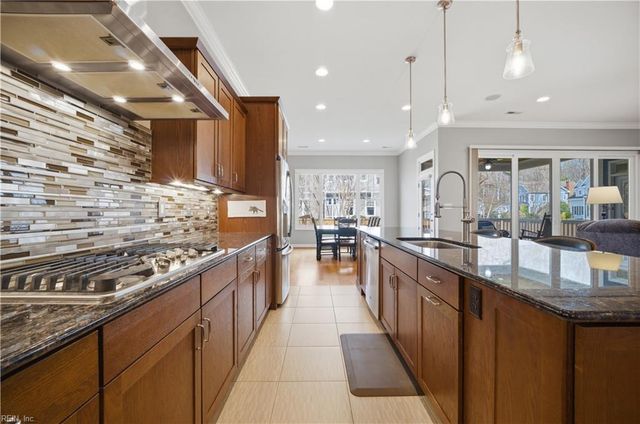 2380 Mathews Green Rd, Virginia Beach, VA 23456