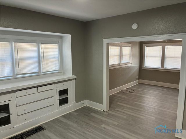 3821 Jackman Road, Toledo, OH 43612