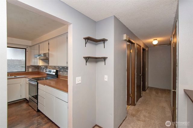 1624 W 8th Street, Port Angeles, WA 98363