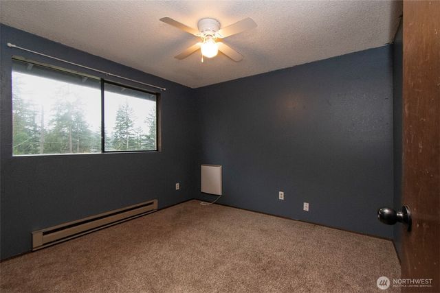 1624 W 8th Street, Port Angeles, WA 98363