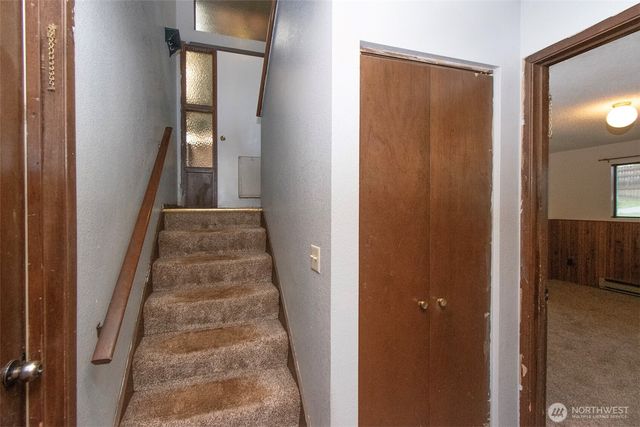 1624 W 8th Street, Port Angeles, WA 98363