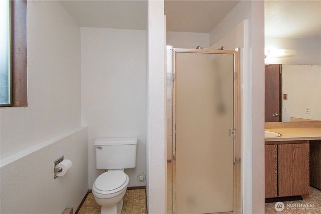 1624 W 8th Street, Port Angeles, WA 98363