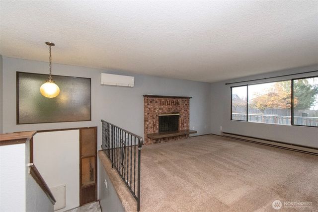 1624 W 8th Street, Port Angeles, WA 98363