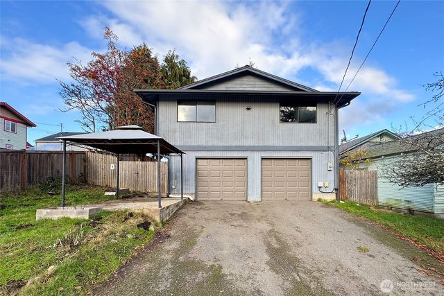 1624 W 8th Street, Port Angeles, WA 98363