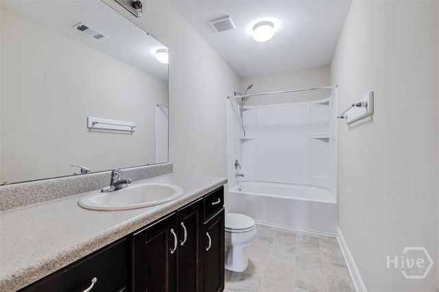 55 Dr. Daniel Edwards Street, Ellabell, GA 31308