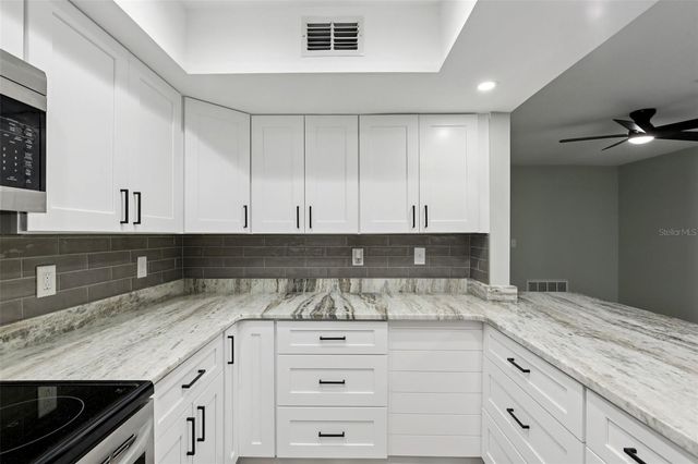 2866 THISTLE COURT N, Palm Harbor, FL 34684